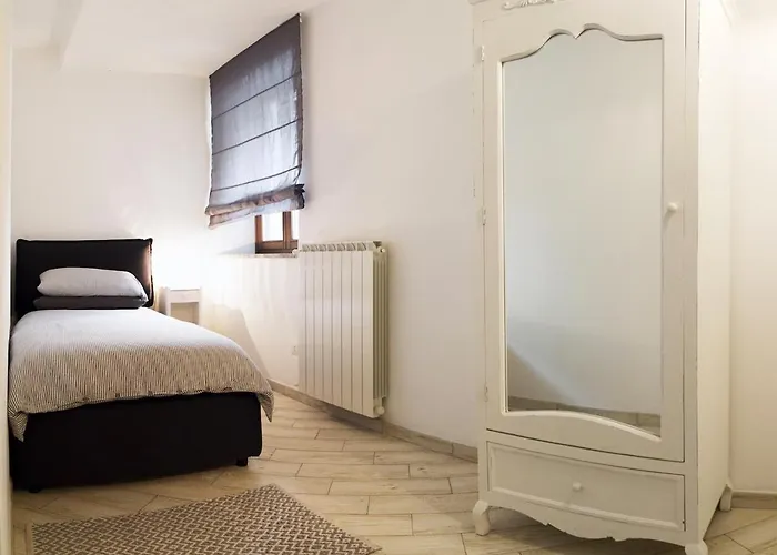 Daire Ballatoio By The *