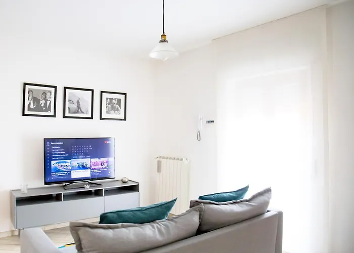 Ballatoio By The Daire Lesa