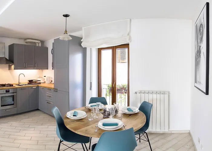 Ballatoio By The Daire *