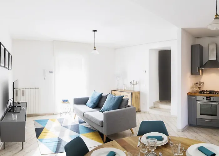 Ballatoio By The Daire